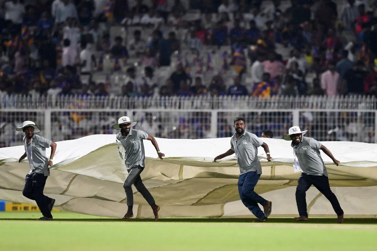 KKR vs PBKS Abandoned in Rain—Shah Rukh Khan's Heated Dugout Chat Viral